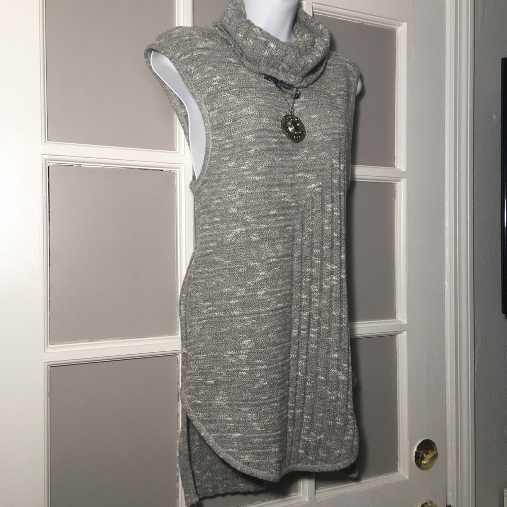 MIAMI TURTLENECK TANK TOP - Picture 6 of 8